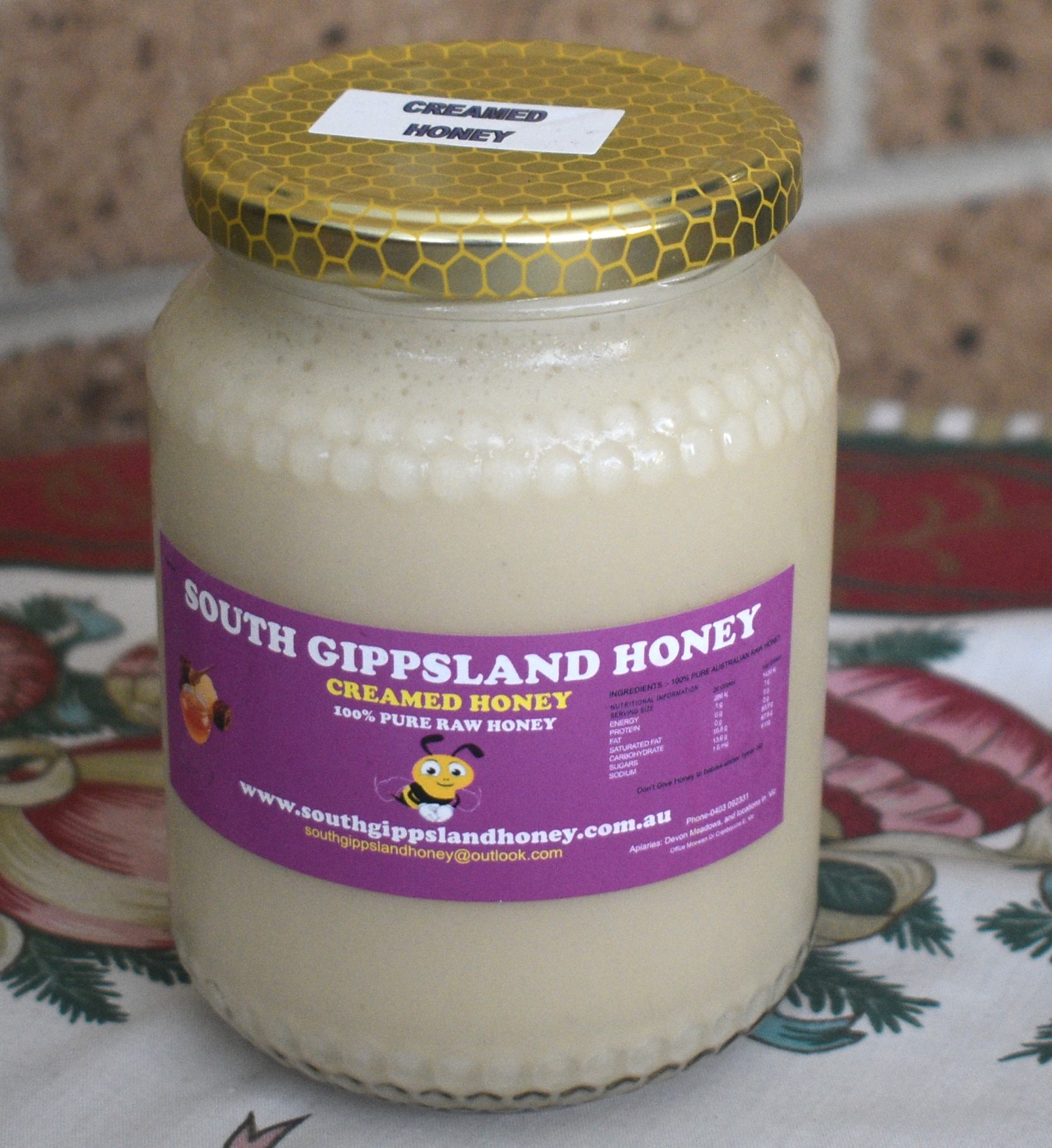 Strawberry Creamed Honey 500g